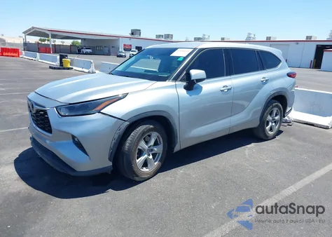 2021 Toyota Highlander Le z USA, uszkodzony, nr VIN 5TDZZRAH0MS031760